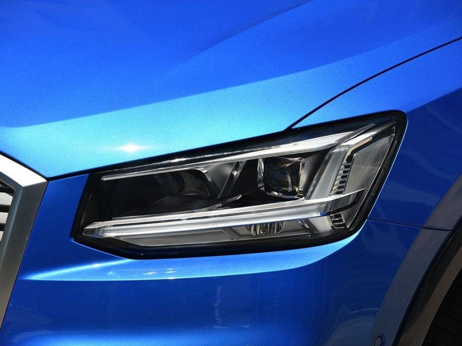 Детали экстерьера Audi Q2 L 30 e-tron 2019 года  (CN) (фото 23 из 35)